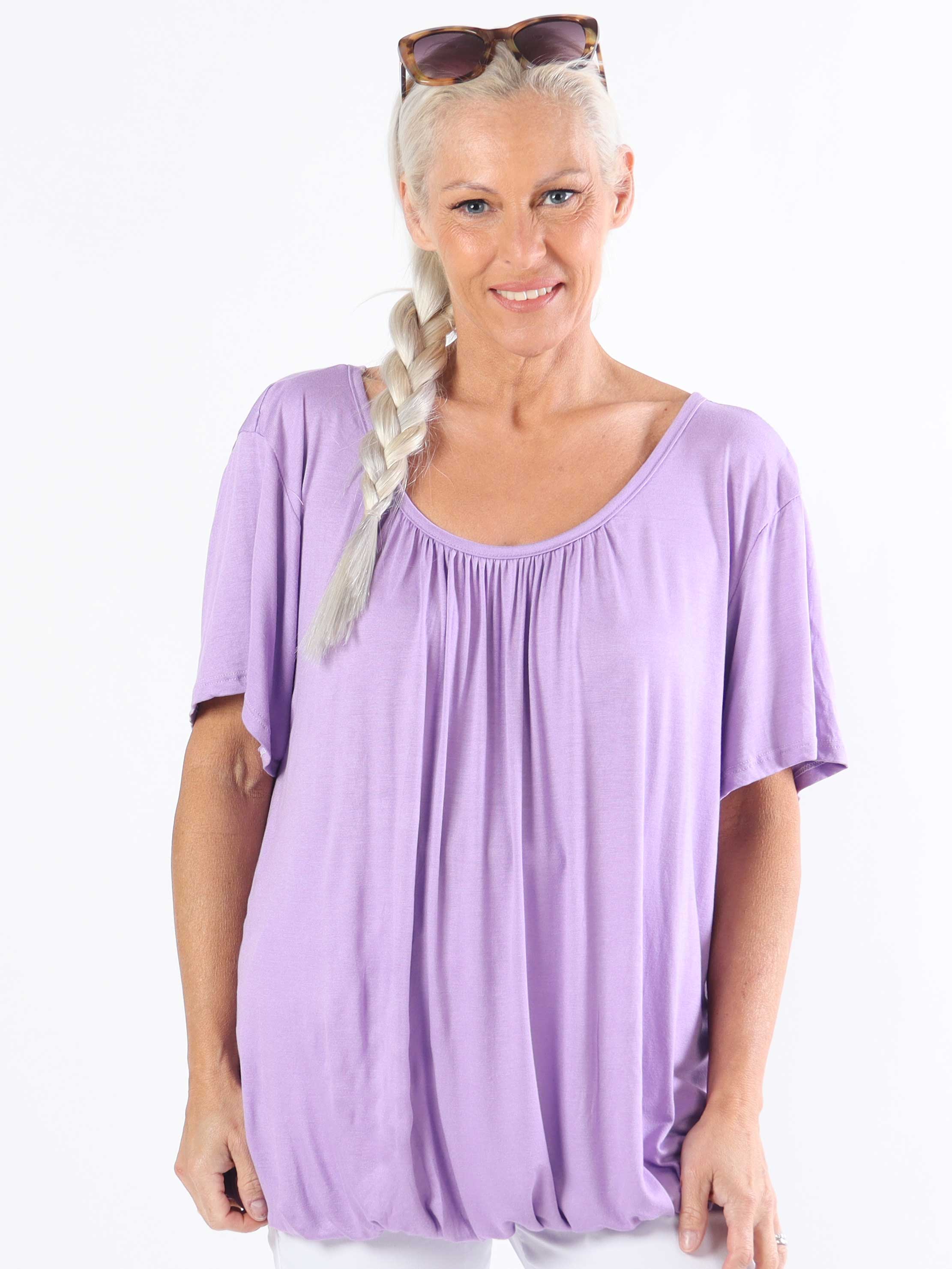 Miracle t-shirt - Basic t-shirt i plus size med resår i nederkanten (bestseller)